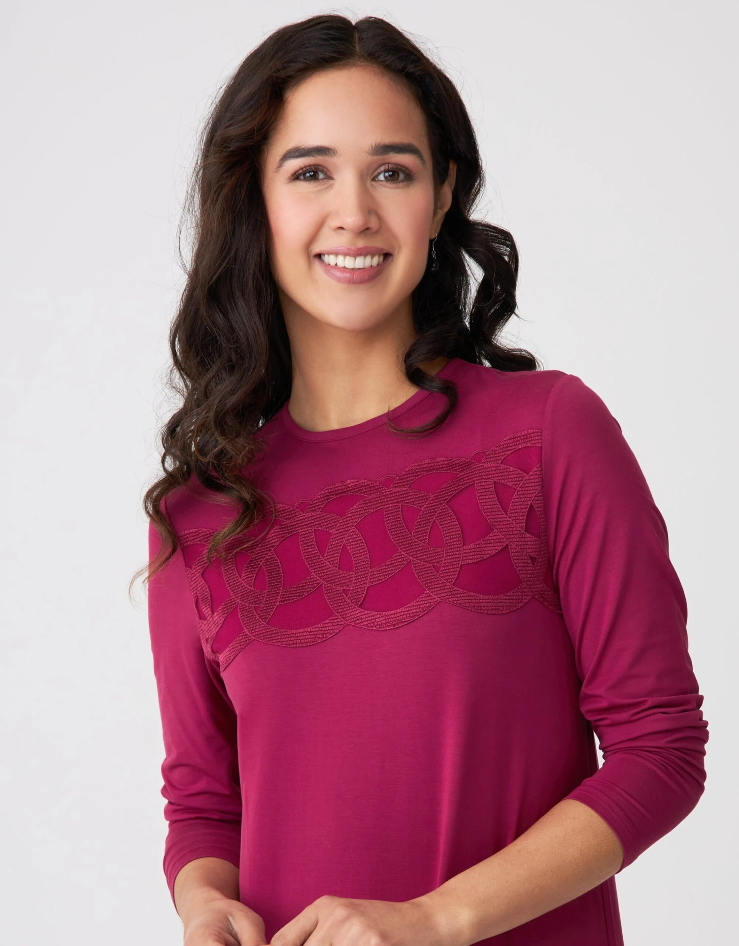 Cinderella Linked Circles Lace Trimmed Nightgown New Wine 2 Cinderella Linked Circles Lace Trimmed Nightgown New Wine - Image 2