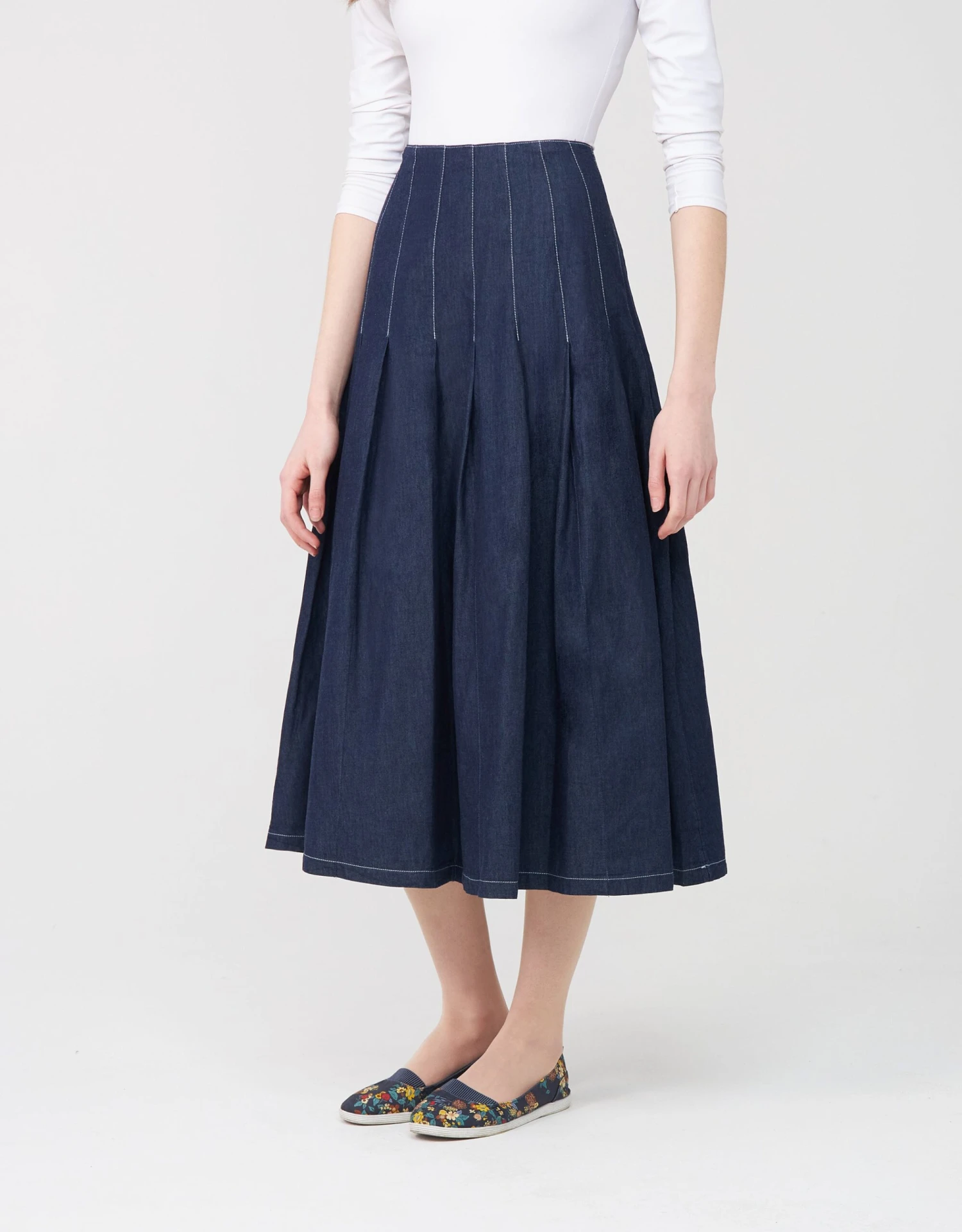 33" Tuck Pleat Skirt With Exposed Zipper And White Stitching Denim Blue 1 33" Tuck Pleat Skirt With Exposed Zipper And White Stitching Denim Blue