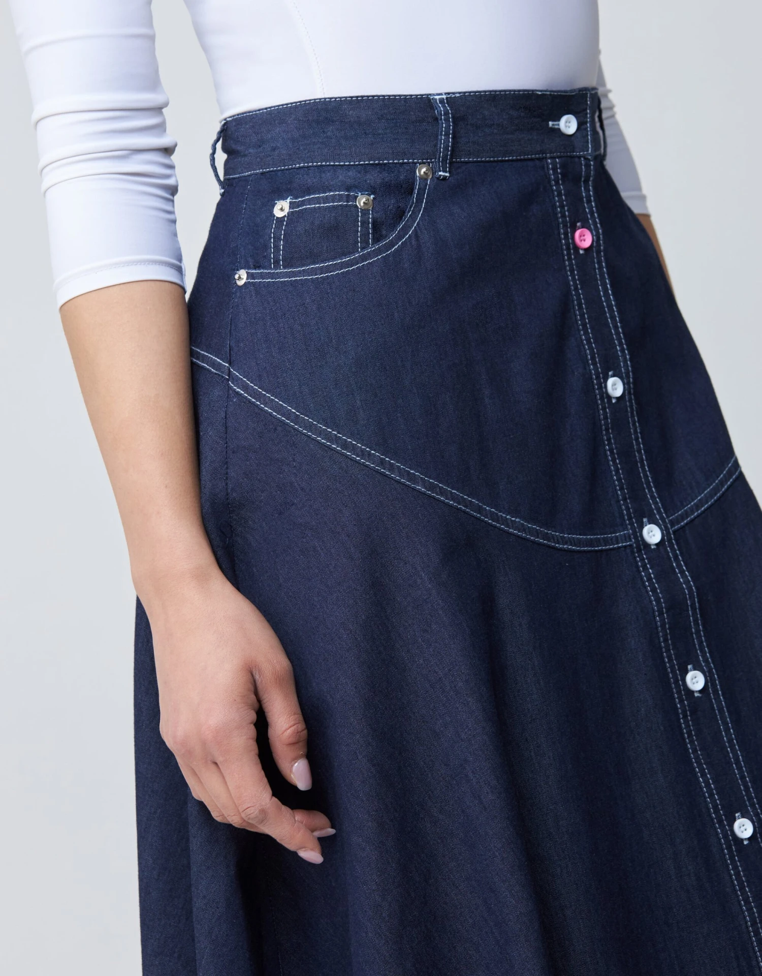 32" Contrast Stitched Denim Western Button Skirt Blue 2 32" Contrast Stitched Denim Western Button Skirt Blue - Image 2