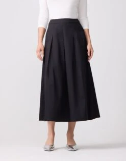 33" Poplin Box Pleat Skirt With Pocket Welts Black