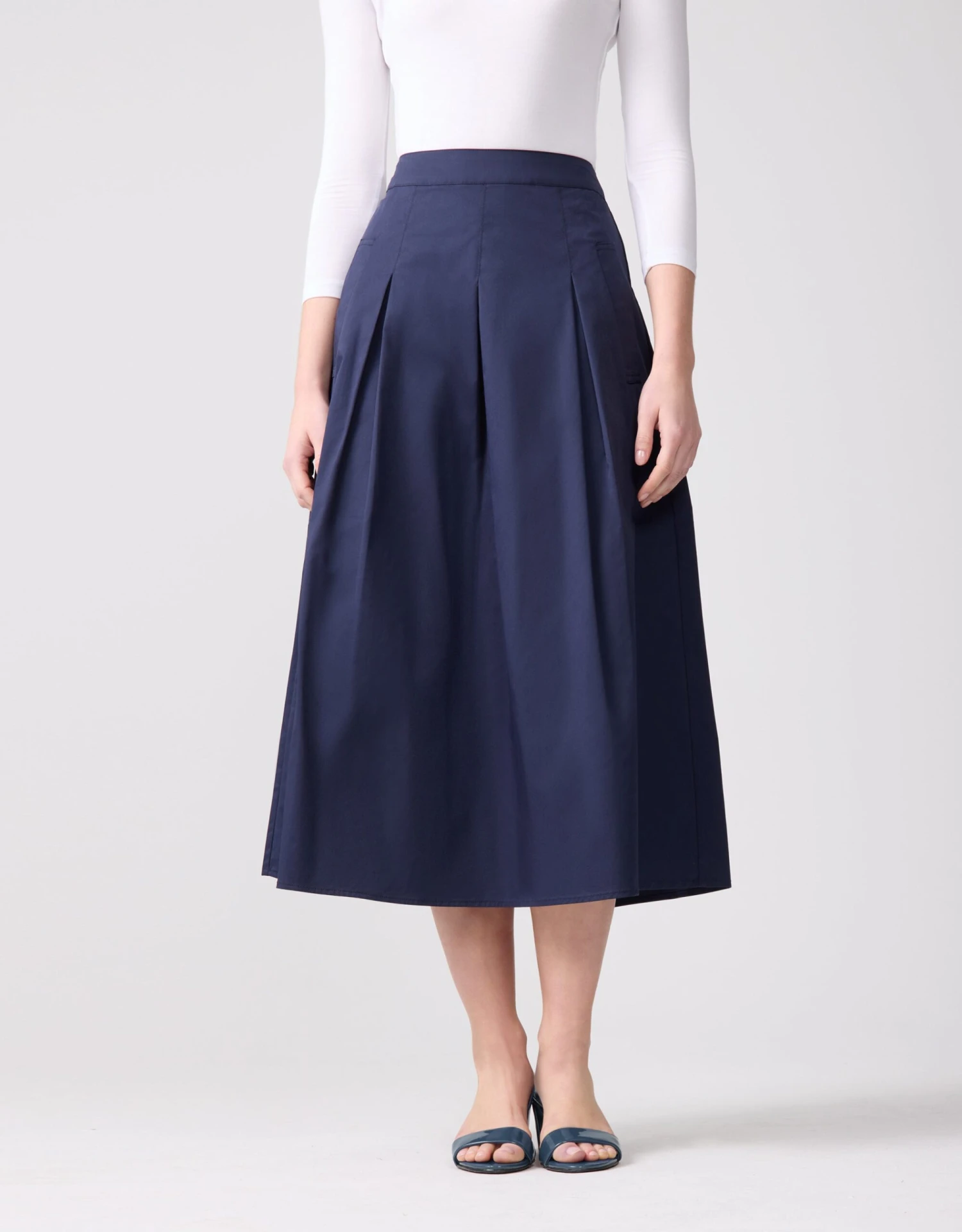 33" Poplin Box Pleat Skirt With Pocket Welts Dark Navy 1 33" Poplin Box Pleat Skirt With Pocket Welts Dark Navy