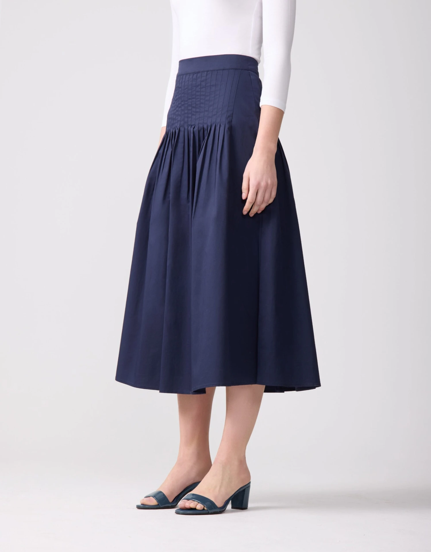 33" Poplin Pintucked Skirt Dark Navy 1 33" Poplin Pintucked Skirt Dark Navy