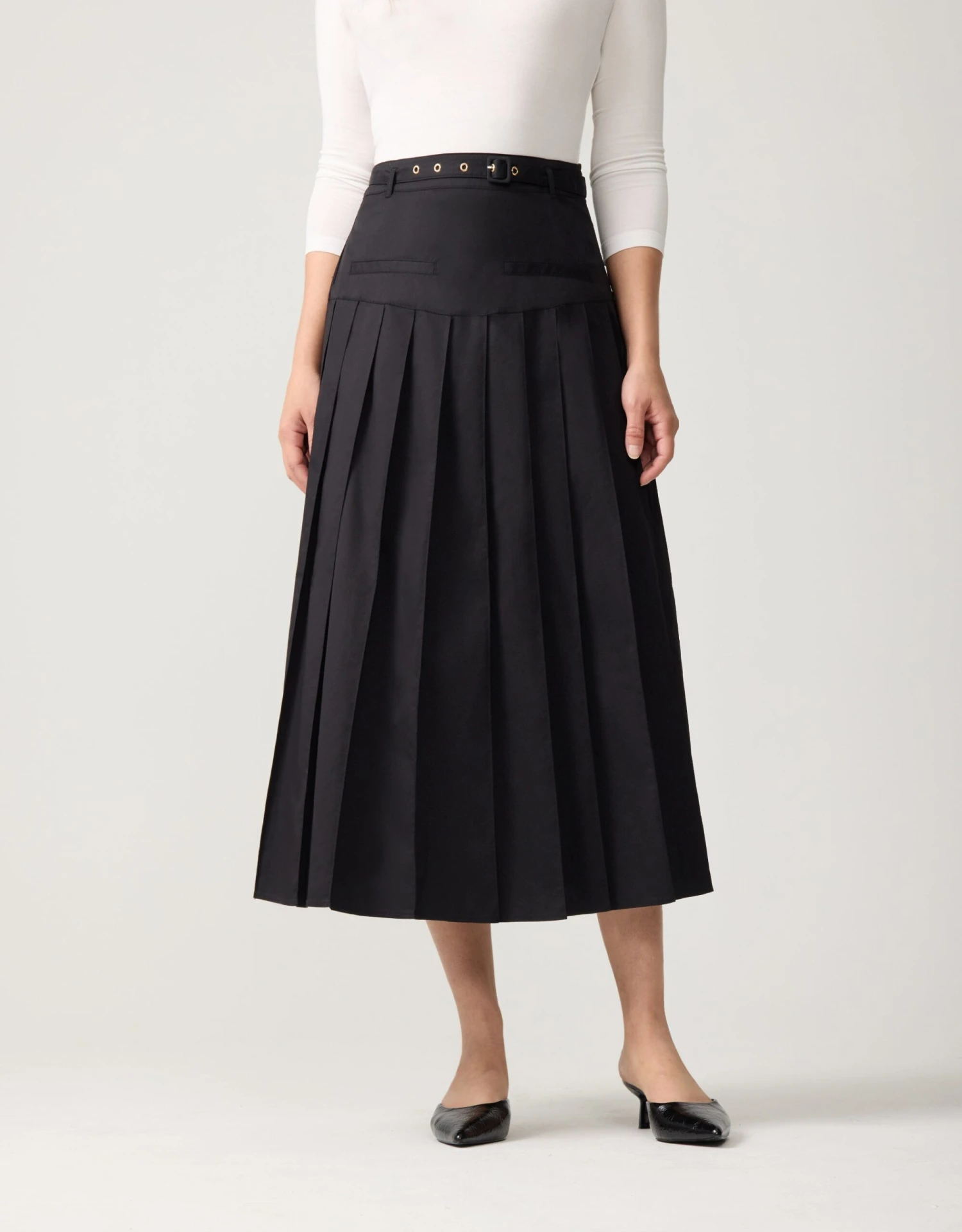 33" Poplin Drop Waist Pleat Skirt With Self Belt And Pocket Welts Black 1 33" Poplin Drop Waist Pleat Skirt With Self Belt And Pocket Welts Black