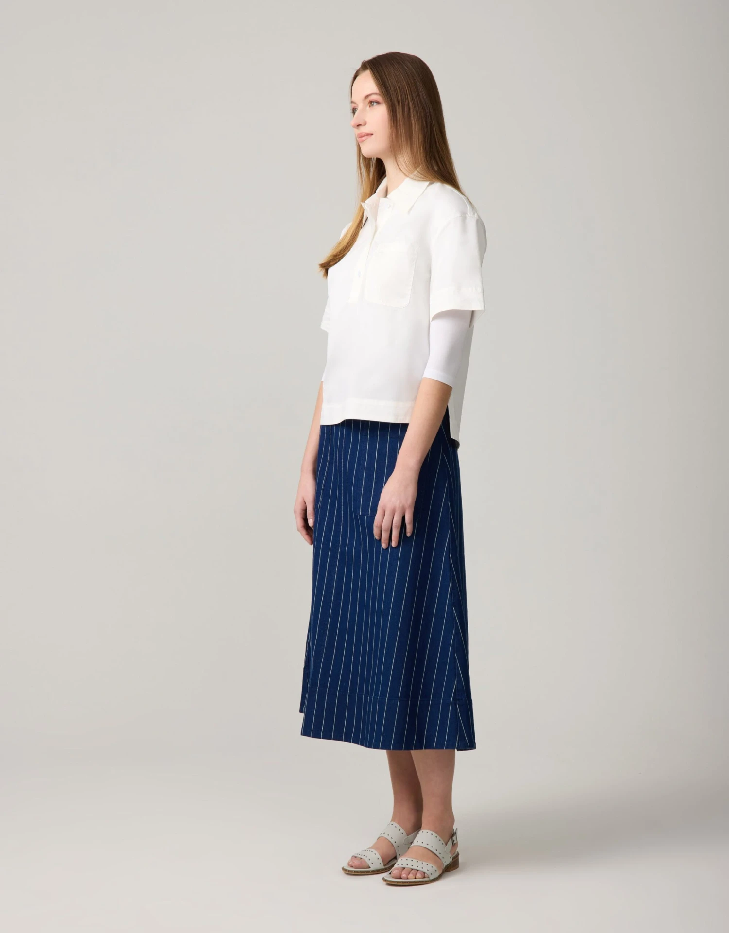 AVID Button Placket Hi-Low Shirt With Breast Pocket White 2 AVID Button Placket Hi-Low Shirt With Breast Pocket White - Image 2