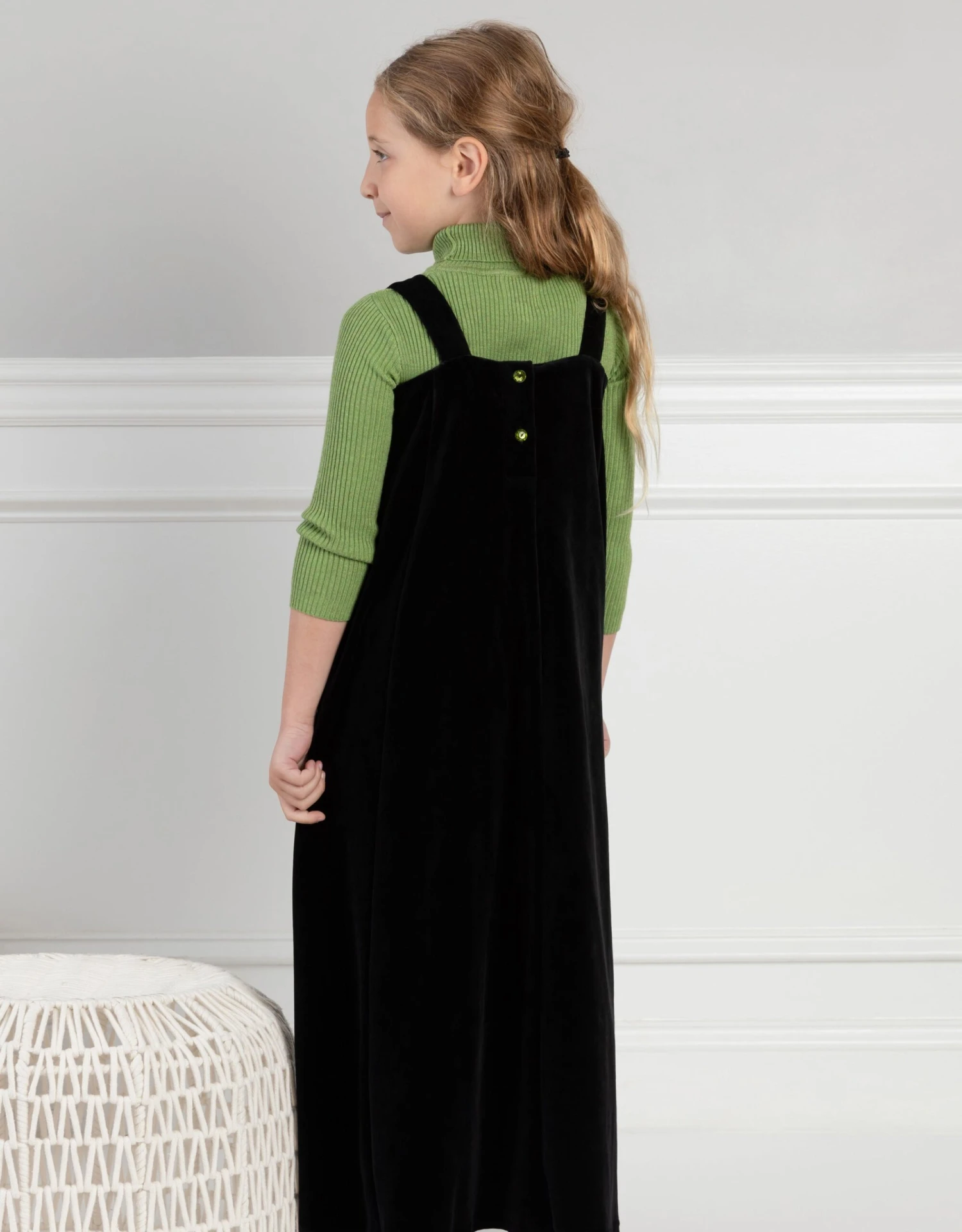 Girls Velour Maxi Jumper Shabbos Robe With Green Jewel Back Buttons 2 Girls Velour Maxi Jumper Shabbos Robe With Green Jewel Back Buttons - Image 2