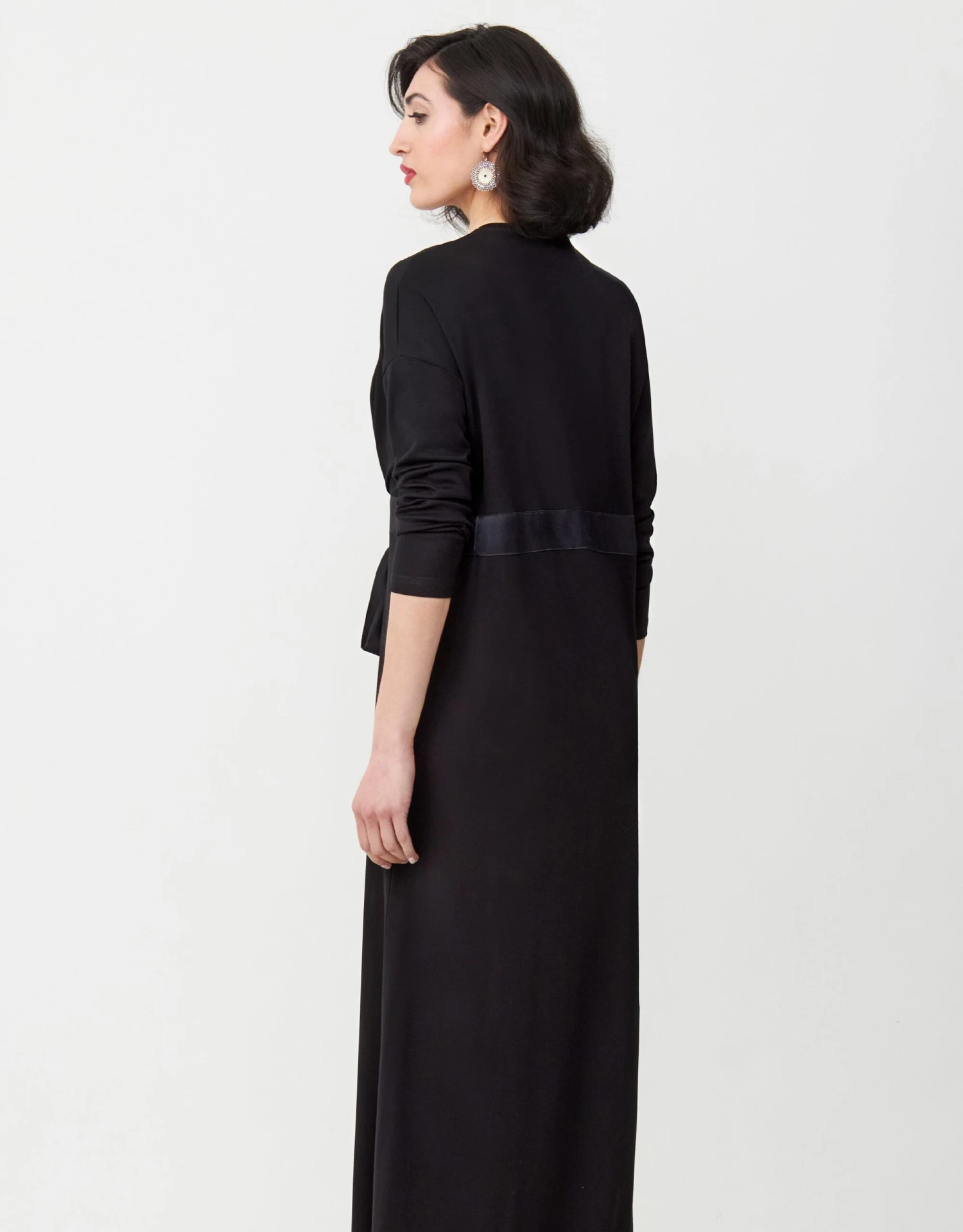 Jersey Crew Shift With Satin Ribbon Waist Tie 2 Jersey Crew Shift With Satin Ribbon Waist Tie - Image 2