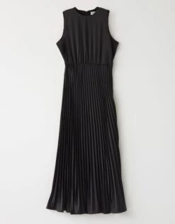 Cactus Satin Sleeveless Lined Maxi Dress Shabbos Robe With Accordian Pleats Black