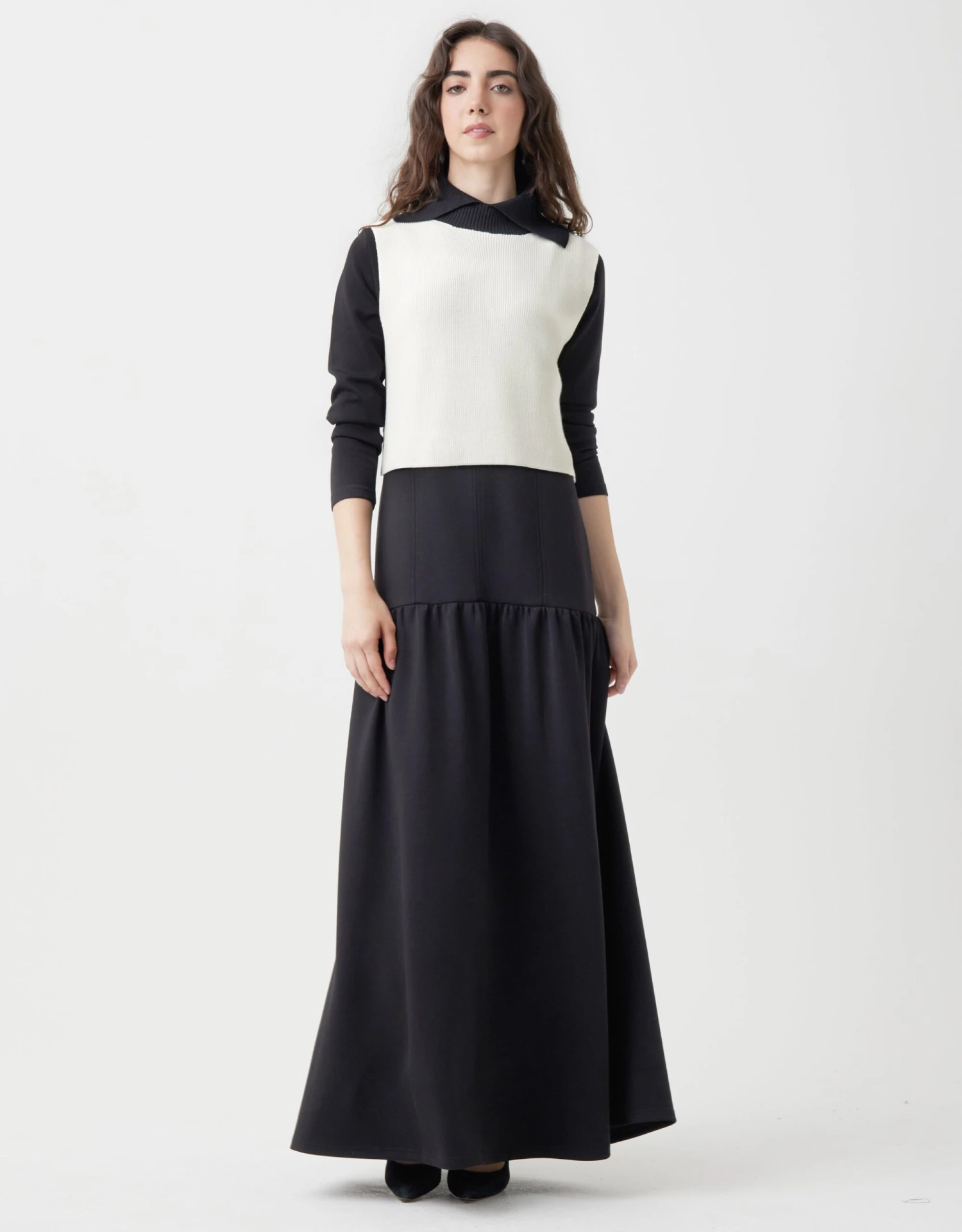 Split Collar Color Block Knit Vest Ivory 2 Split Collar Color Block Knit Vest Ivory - Image 2