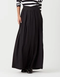 40" Linen Skirt With Sweetheart Waistband Black