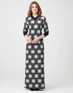 Vertical Textured Stretch Crew Shift With Contrast V-Neck Linked Squares