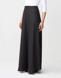 Satin Seersucker Maxi Dress Shabbos Robe Two Piece Set 7 Satin Seersucker Maxi Dress Shabbos Robe Two Piece Set -Fashionable Home Wear RF242724 SatinSeersuckerSet.Blk4