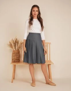 Fashionable Home Wear 16 Contrast Stitched Pleat Short Denim Skirt