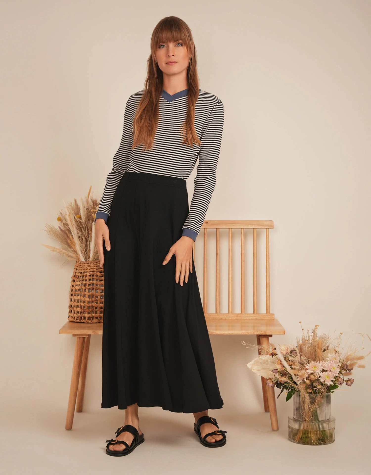 Striped V-neck Contrast Tee Dark Denim White 1 Striped V-neck Contrast Tee Dark Denim White