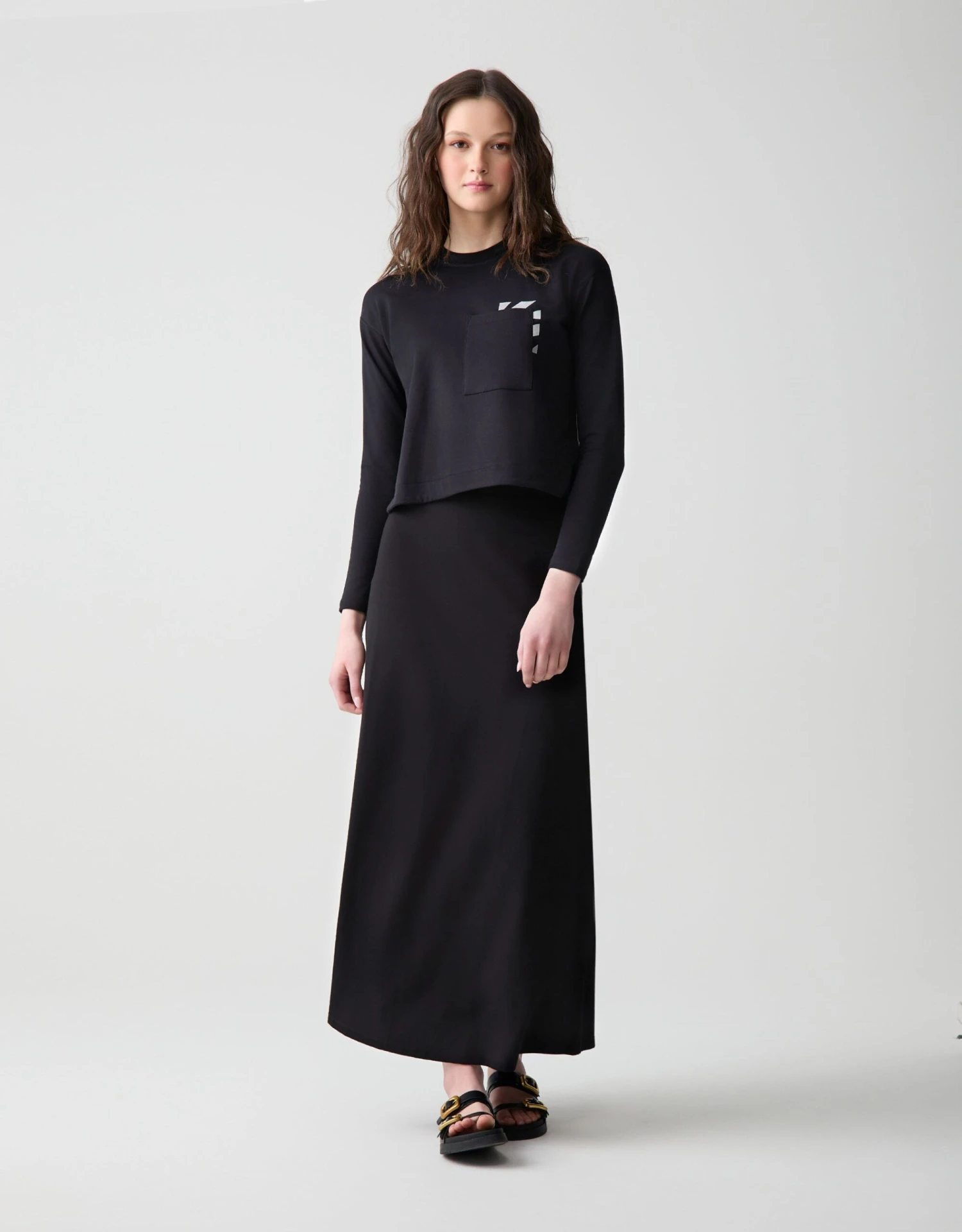 Cropped Pocket Sweatshirt With Silver Starburst Motif Black 2 Cropped Pocket Sweatshirt With Silver Starburst Motif Black - Image 2