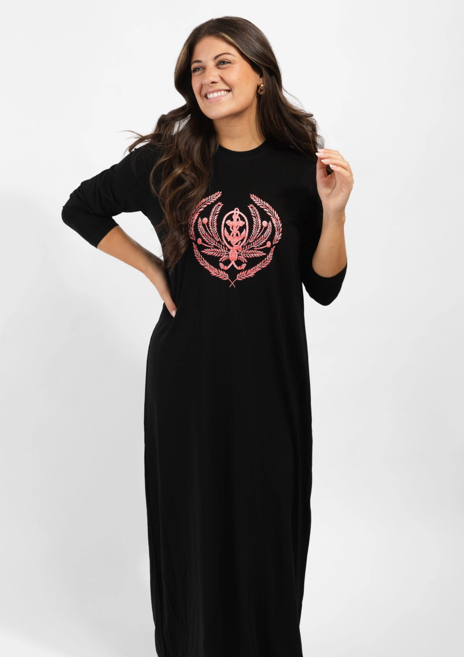 Pull On Nightgown With Crest Motif Black Pink 1 Pull On Nightgown With Crest Motif Black Pink